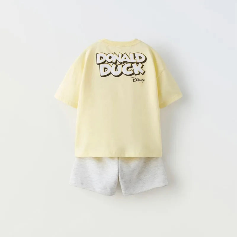 2025 Conjunto de roupas de verão Disney para crianças Conjunto de roupas infantis Roupas esportivas para camiseta de manga curta Suiit Kid Boy Outfit Wear