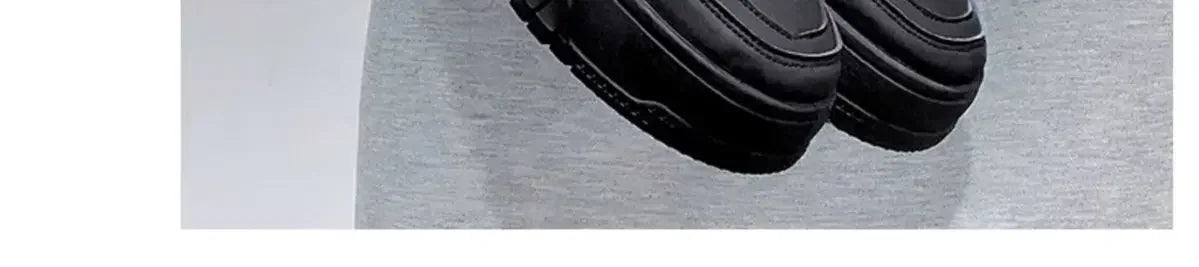 Sapatos Masculinos Black Knight Primavera Na Moda Versátil Esporte Casual Preto Puro Baixo Top Plataforma Aumentar Pão Sapatos da Moda