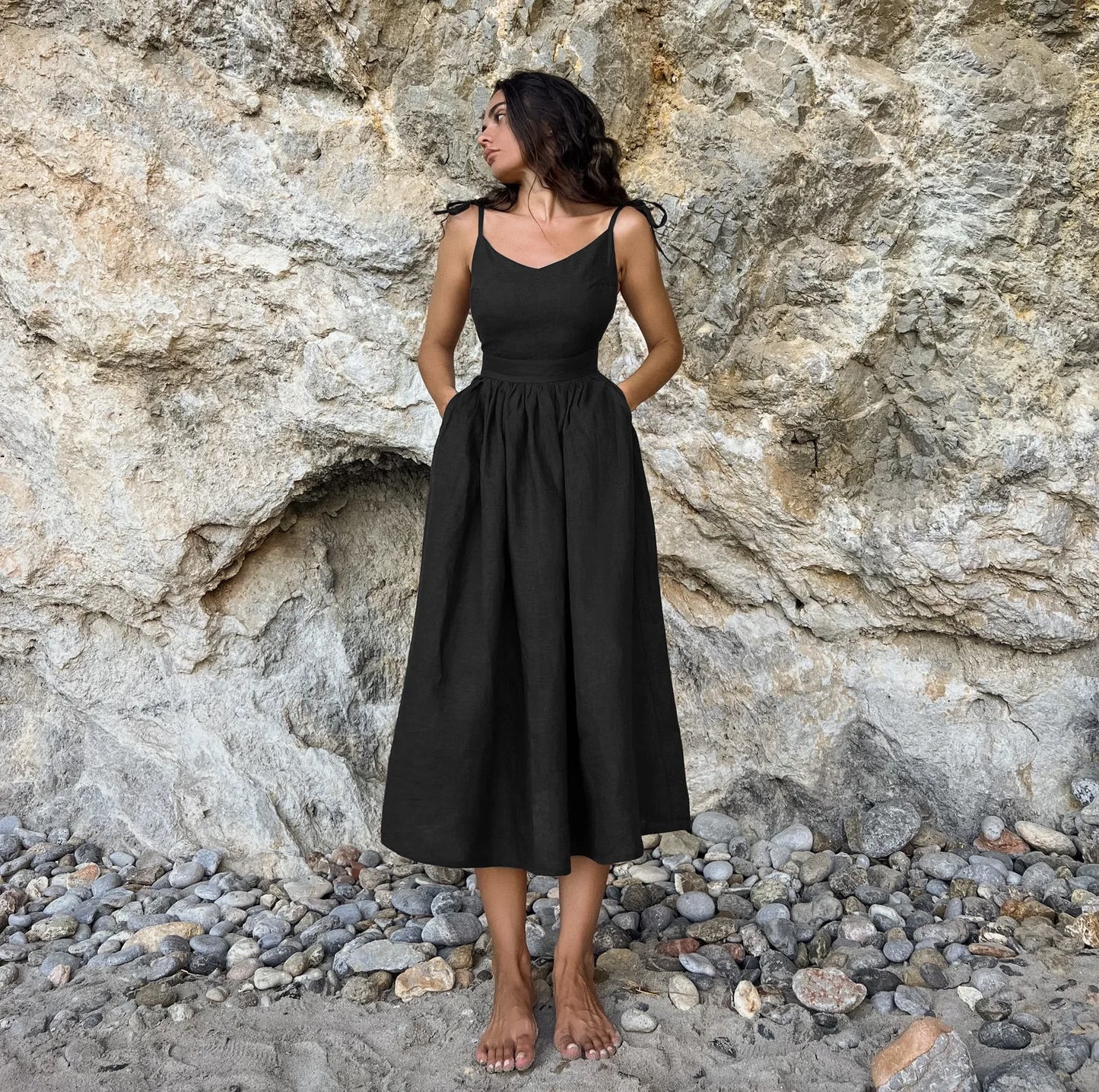 Vestido de cintura alta com suspensório respirável de algodão e linho Verão europeu e americano Novo estilo de férias saia longa para mulheres