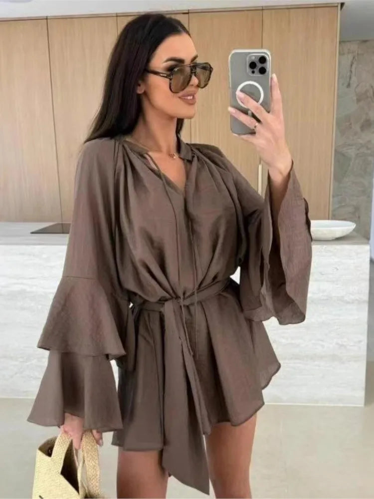 Elegante Plissado Vestido Curto Mulheres Solto Lace Up Manga Longa Flare V Neck Vestidos Feminino 2025 Primavera Oco Out Praia Robe Senhora