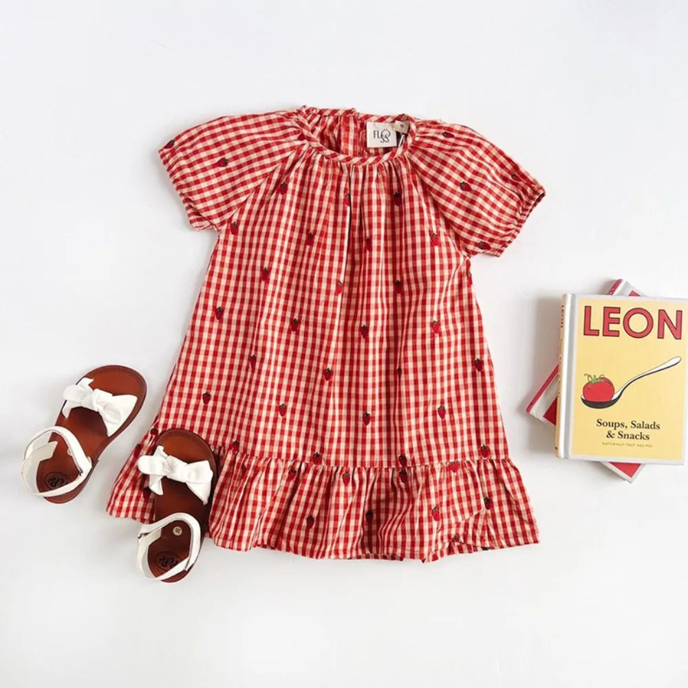 2024 Verão Floess Roupas Infantis Bebê Meninas Vestido de Algodão Xadrez Morango Manga Curta Camisetas Shorts Ternos Roupas Infantis