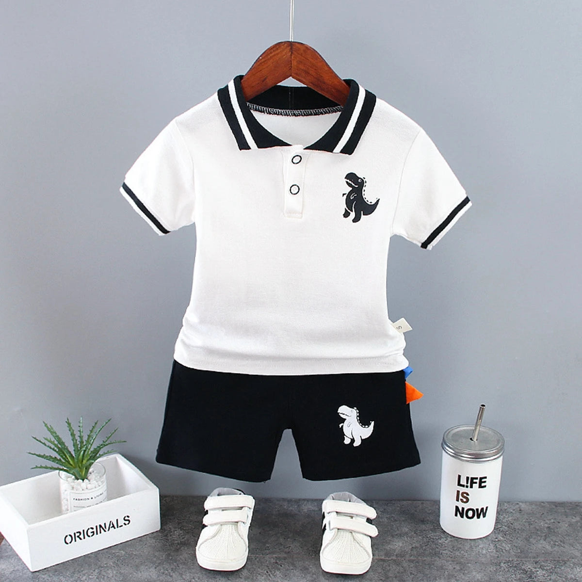 Verão Crianças Roupas Do Bebê Meninos Conjunto de Roupas Dinossauro Impresso Turn-down Collar T-Shirts Tops + Shorts 2PCS / Suit Conjuntos de Roupas Infantis