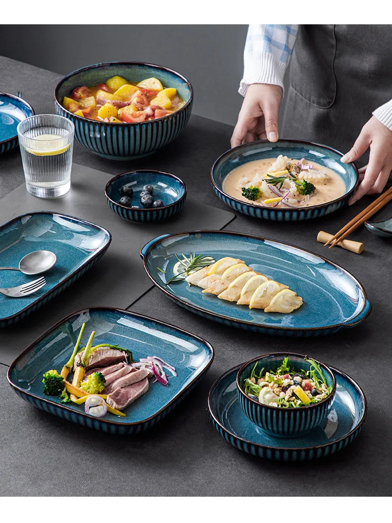 Pratos de cerâmica vitrificada em forno azul, pratos de jantar para micro-ondas, tigelas de salada de arroz redondas, talheres domésticos