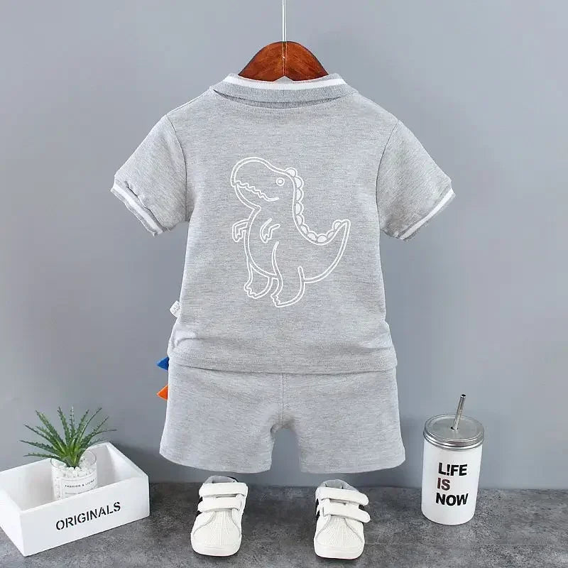 Verão Crianças Roupas Do Bebê Meninos Conjunto de Roupas Dinossauro Impresso Turn-down Collar T-Shirts Tops + Shorts 2PCS / Suit Conjuntos de Roupas Infantis