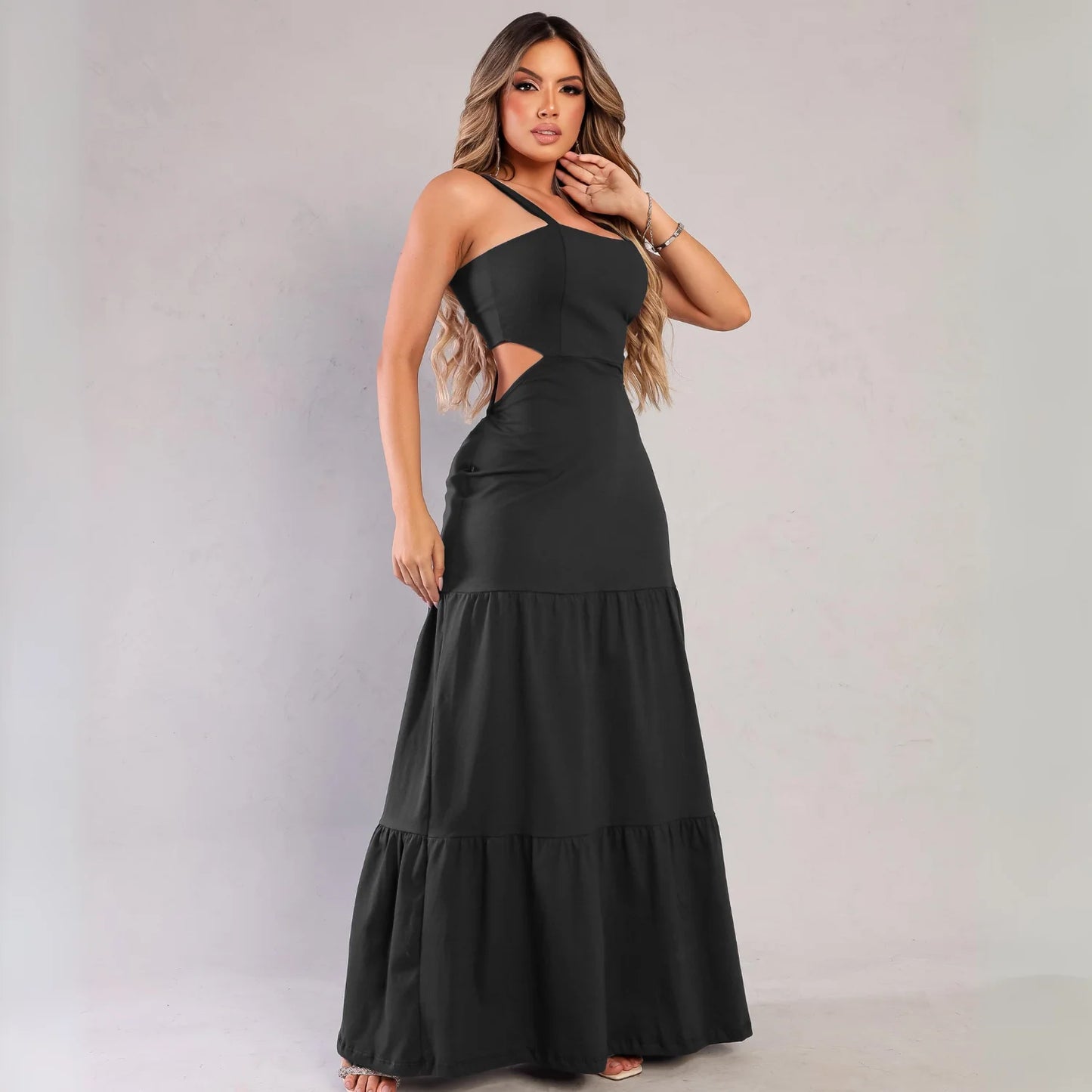 Fashion Blogger Tendencia Vestido Longo Aberto Nas Costas
