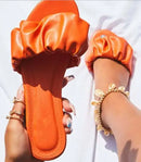 Luxo 2024 novas mulheres casuais casa sandálias duráveis dobre ao ar livre praia selvagem antiderrapante mulheres planas ms chinelos