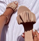 Luxo 2024 novas mulheres casuais casa sandálias duráveis dobre ao ar livre praia selvagem antiderrapante mulheres planas ms chinelos