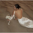 Sexy fita branca de seda cetim estilingue vestido para as mulheres elegante swing colarinho backless vestidos longos 2025 mulheres novo praia férias robe