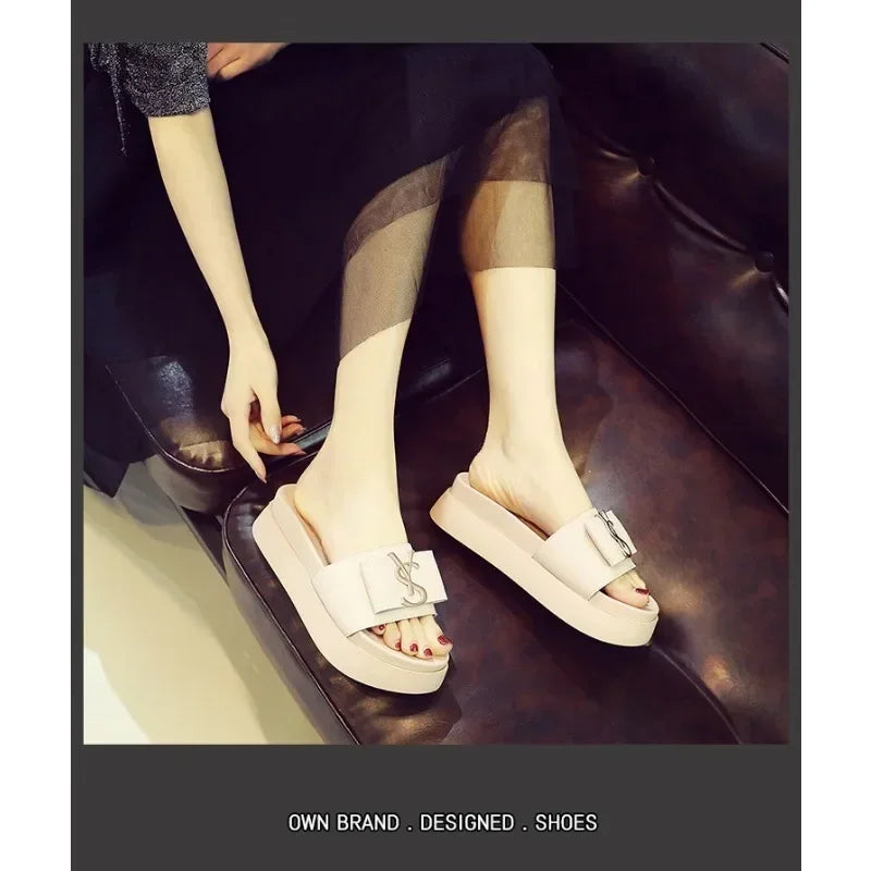 Chinelos Sapatos de Verão Mulheres Plataforma Design Slides Letras Da Moda Senhoras Sapatos Chinelo Casual Fora Antiderrapante Chinelos Sandálias