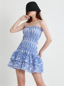 TWOTWINSTYLE Cut Out Bainha em camadas Vestido Sexy Para Mulheres Sem Alças Sem Mangas Fora Do Ombro Cintura Alta Mini Vestidos Roupas Femininas