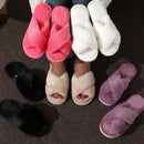 Moda Cross Strap Fur Slippers Mulheres Indoor Light Warm Plush Home Slippers Mulher Faux Fur Flat Heel Casal Slides Plus Size 43