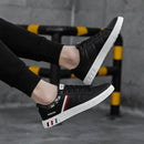 Sapatos Masculinos Baixos Tênis Masculinos de Luxo Primavera Outono 2024 Sapatos Esportivos Ao Ar Livre para Homens Moda Sapato Vulcanizado Tênis Para Homem