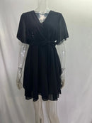 Vestidos de festa casuais de verão Sexy com decote em V Alça cruzada Mini saia com babados Hem Vestido de chiffon Moda feminina feminina Vestido branco preto