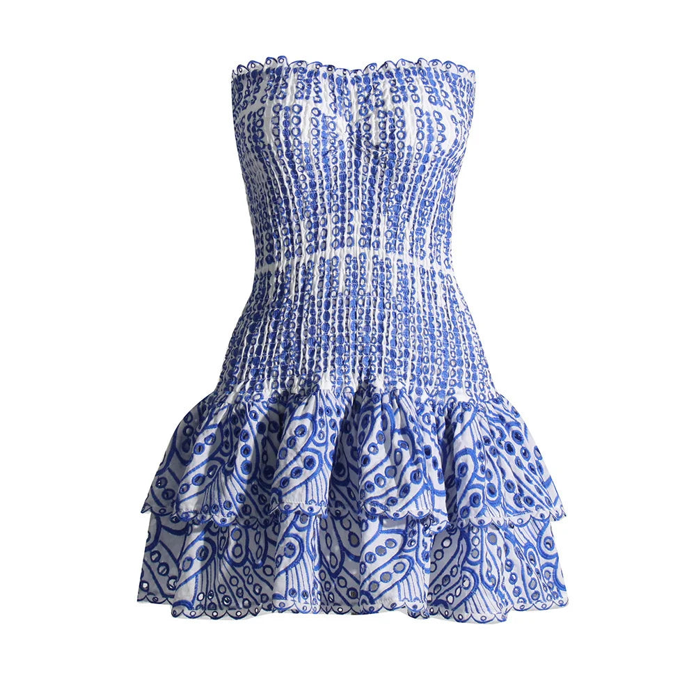 TWOTWINSTYLE Cut Out Bainha em camadas Vestido Sexy Para Mulheres Sem Alças Sem Mangas Fora Do Ombro Cintura Alta Mini Vestidos Roupas Femininas