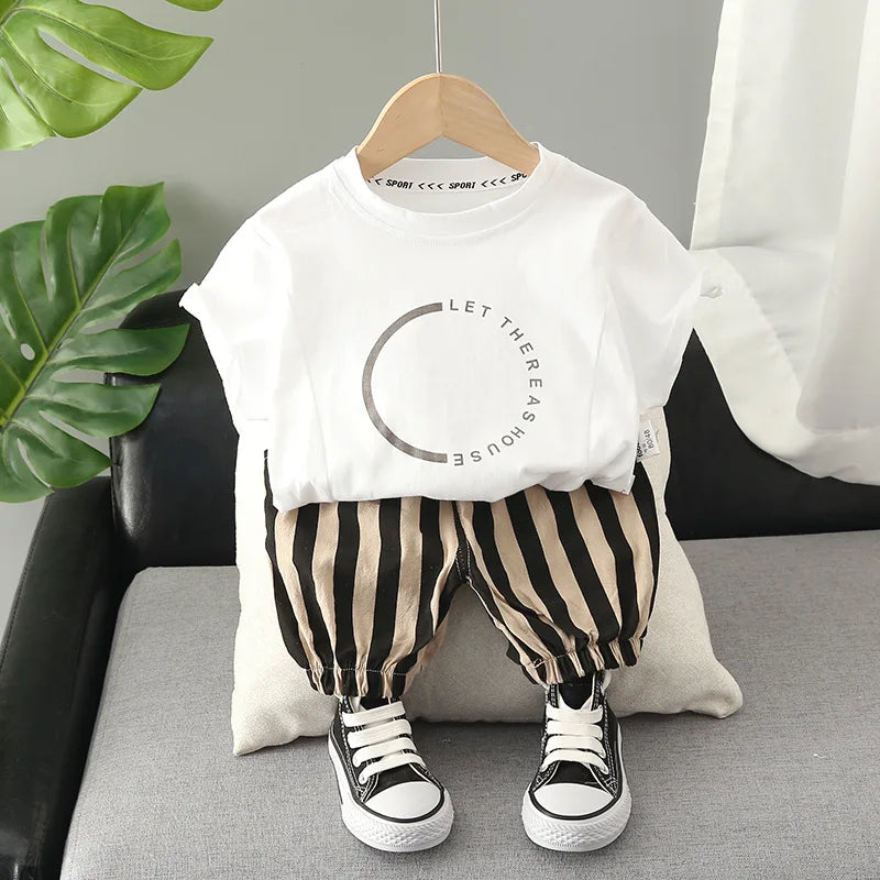Crianças Roupas mãe Crianças Roupas Crianças Conjuntos Meninos T-shirt Shorts Verão Algodão Manga Curta moda Suit2PCS
