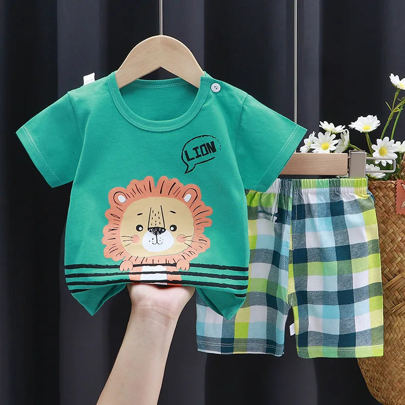 Conjuntos de roupas infantis Meninos Cartoon Print Tshirt Simples Moda Tees Shorts Novos Tops Bonitos Fatos de Treino Crianças Manga Curta Tops Shorts