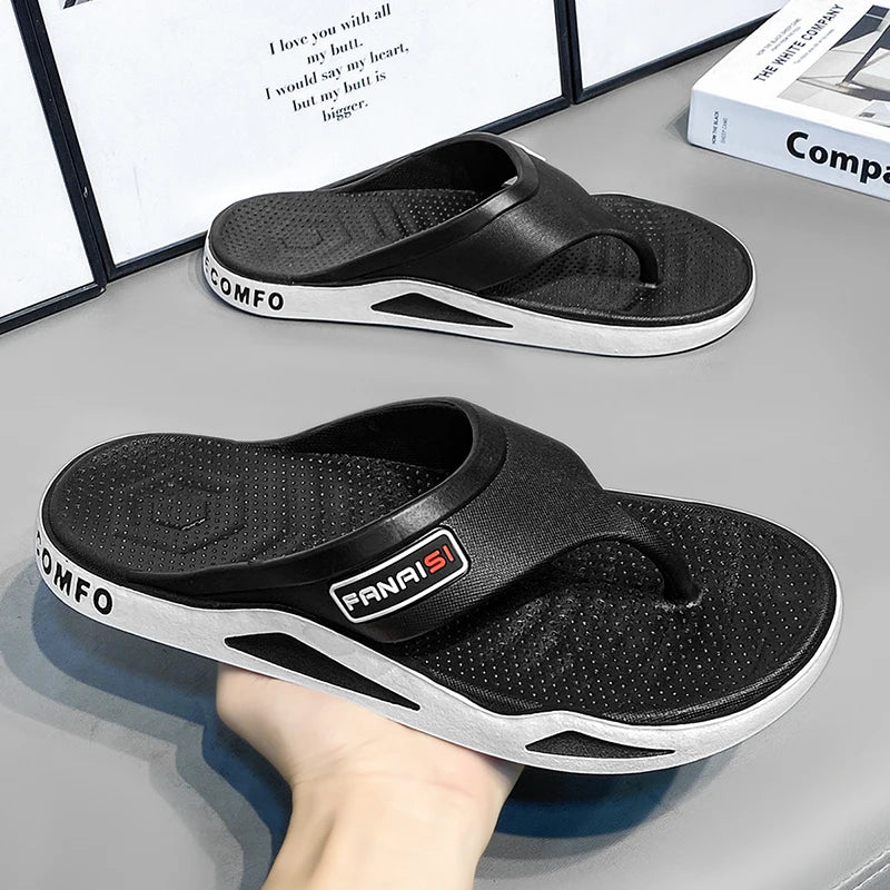 Chinelos Masculinos de Verão Esportes Moda ao Ar Livre e Tendência Sandálias de Praia Confortáveis Homens Sapatos Casuais Chinelos de Casa Sapatos para Casa