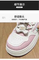 Entre na moda com nossa coleção exclusiva de calçados femininos! Encontre a combinação perfeita de estilo e conforto hoje