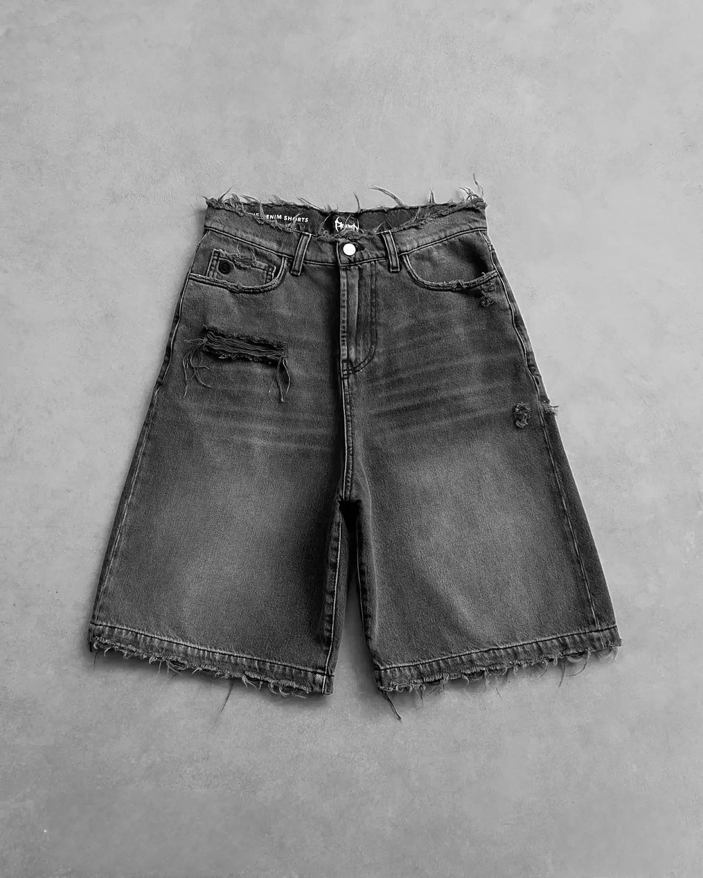 Shorts Jeans com Estampa de Grafite de Geometria Gótica Retro Americana Homens Mulheres Y2k Cintura Baixa Folgada na Altura do Joelho Jorts Curto