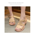 Sandálias de fundo plano para mulheres verão sudeste da Ásia chinelos de plataforma de salto grosso para uso ao ar livre com uma alça confortável material de PVC