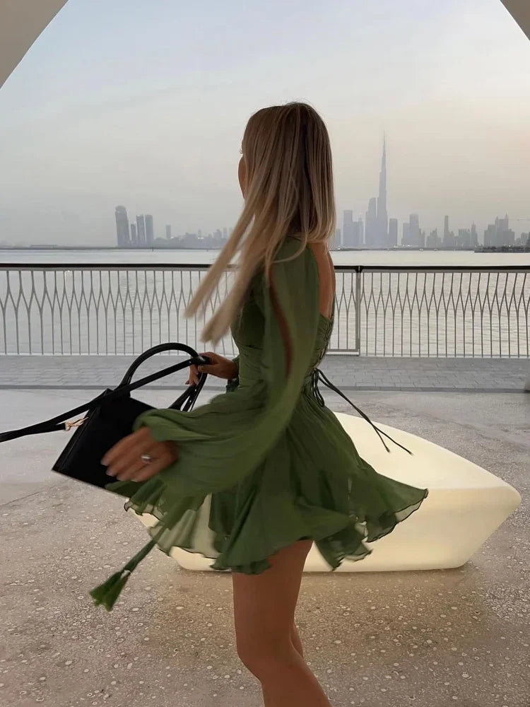 Moda Feminina Chiffon Plissado Lace Up Cintura Alta Mini Vestido Chic Verde Oco Out Manga Cheia A Linha de Vestidos Senhora Vestes de Praia