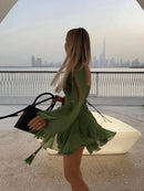 Moda Feminina Chiffon Plissado Lace Up Cintura Alta Mini Vestido Chic Verde Oco Out Manga Cheia A Linha de Vestidos Senhora Vestes de Praia