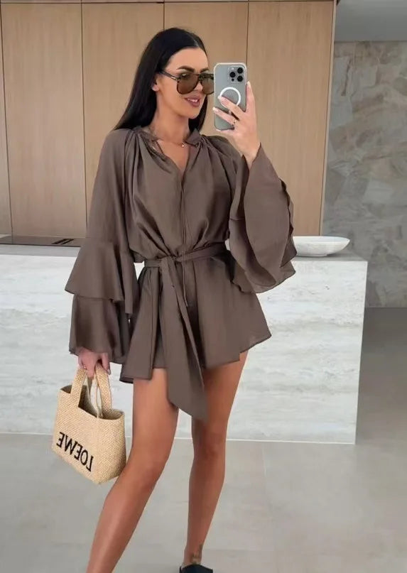 Elegante Plissado Vestido Curto Mulheres Solto Lace Up Manga Longa Flare V Neck Vestidos Feminino 2025 Primavera Oco Out Praia Robe Senhora