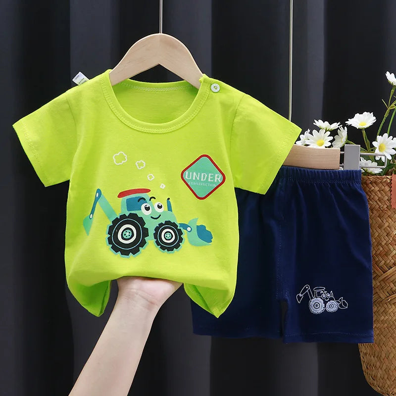Conjuntos de roupas infantis Meninos Cartoon Print Tshirt Simples Moda Tees Shorts Novos Tops Bonitos Fatos de Treino Crianças Manga Curta Tops Shorts