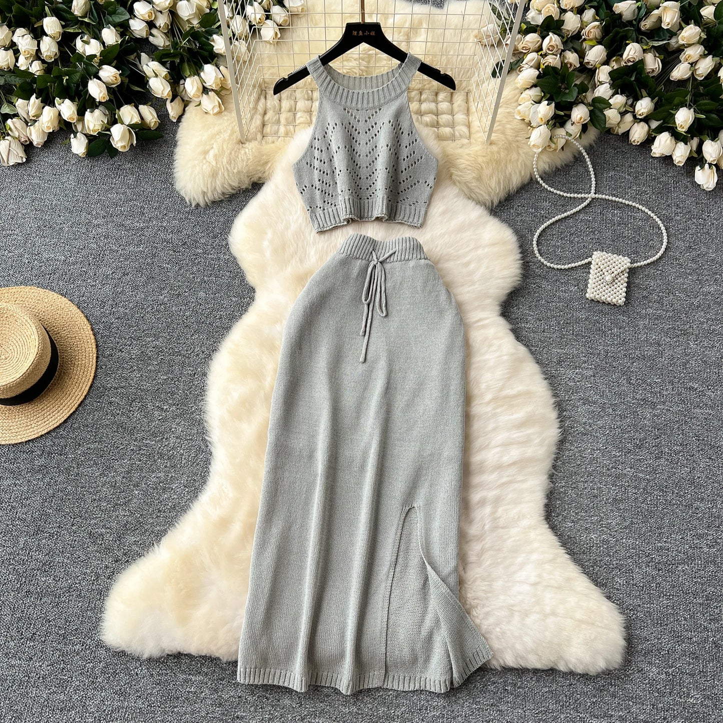 SINGREINY Verão Suave Malha 2 pcs Conjuntos Mulheres Halter Sem Mangas Camis + Bodycon Split Saia Com Cordão Oco Out Ternos De Férias