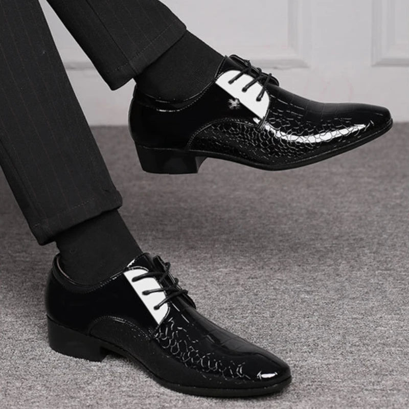 Sapatos de couro de negócios masculinos de luxo sapatos formais pretos plus size 38-49 sapato de casamento masculino com cadarço de tendência para homens primavera novo