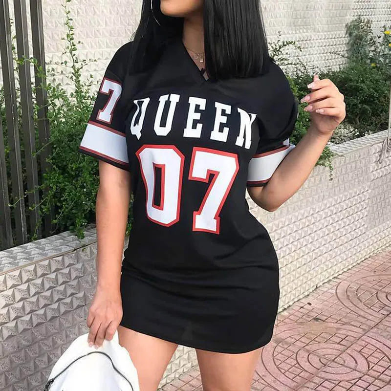 2024 Nova Moda Decote Em V Rainha Letras Vestido Estampado Manga Curta Basquete Estilo Esportivo Sexy Solto Roupas Femininas Streetwear