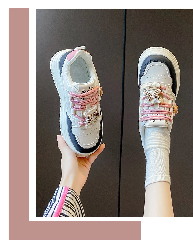 Entre na moda com nossa coleção exclusiva de calçados femininos! Encontre a combinação perfeita de estilo e conforto hoje