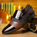 Oxford Sapatos Masculinos de Luxo Laca Sapato de Casamento Apontado Dedo Do Pé Sapatos de Vestido para Homens Clássicos Homens de Negócios Sapatos de Couro Tamanho Grande 38-48