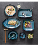 Pratos de cerâmica vitrificada em forno azul, pratos de jantar para micro-ondas, tigelas de salada de arroz redondas, talheres domésticos