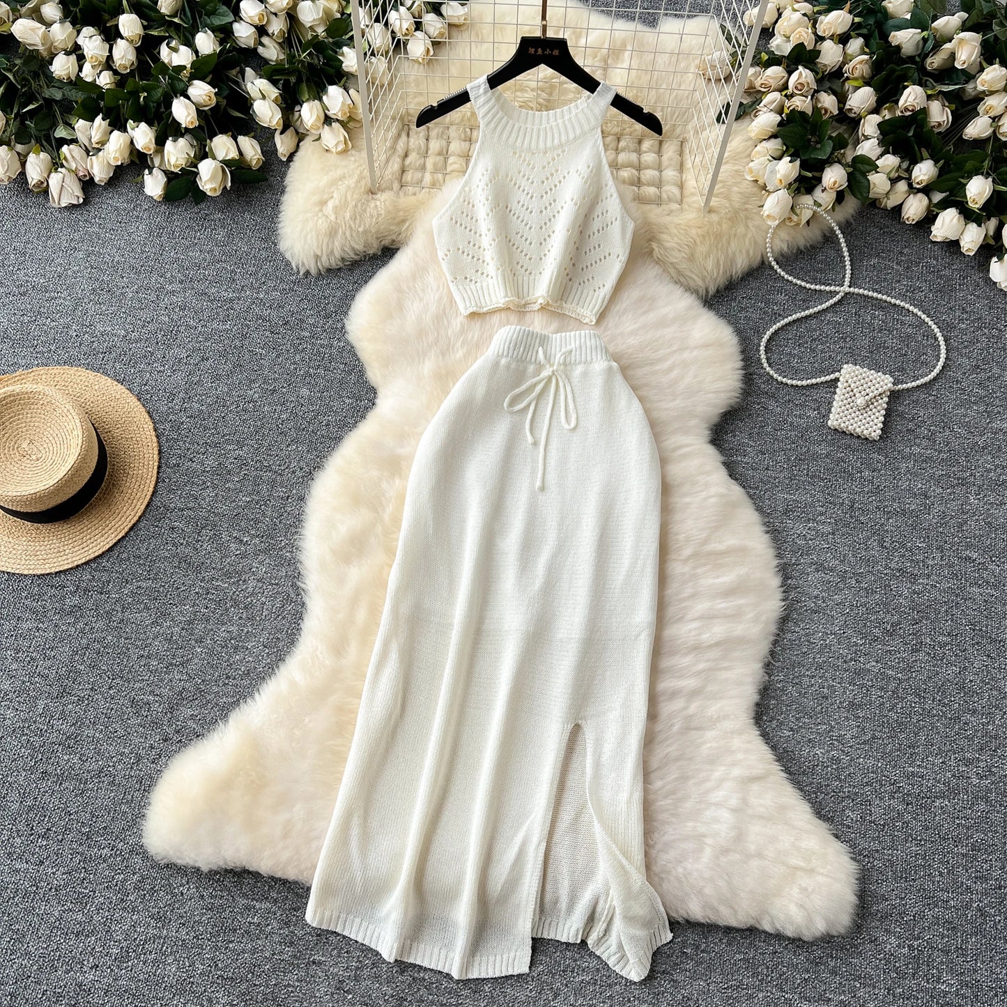 SINGREINY Verão Suave Malha 2 pcs Conjuntos Mulheres Halter Sem Mangas Camis + Bodycon Split Saia Com Cordão Oco Out Ternos De Férias