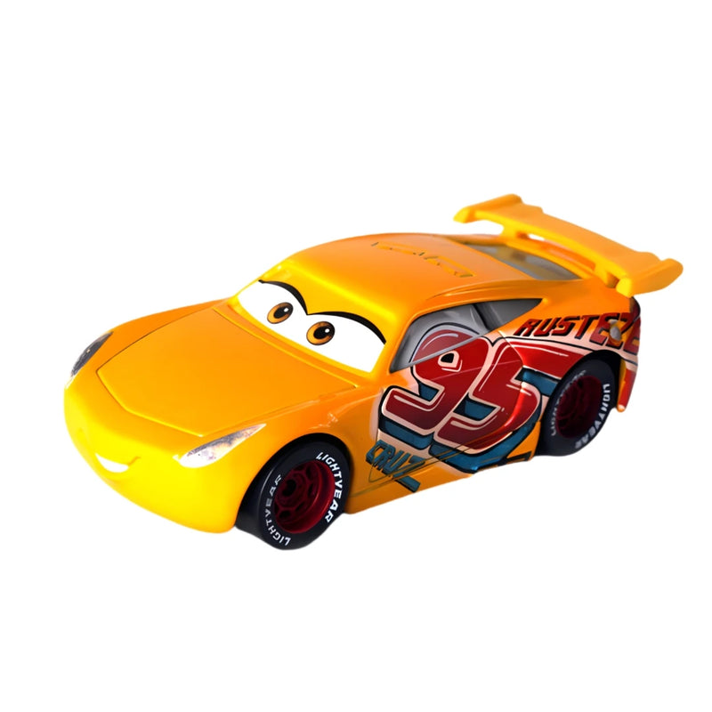 Disney Pixar Cars 3 Lightning Mcqueen Smokey Chick Hicks Collection 1:55 Veículos Diecast Alloy Car Toys Modelo Para Crianças Presente