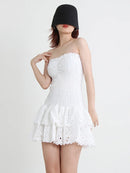 TWOTWINSTYLE Cut Out Bainha em camadas Vestido Sexy Para Mulheres Sem Alças Sem Mangas Fora Do Ombro Cintura Alta Mini Vestidos Roupas Femininas