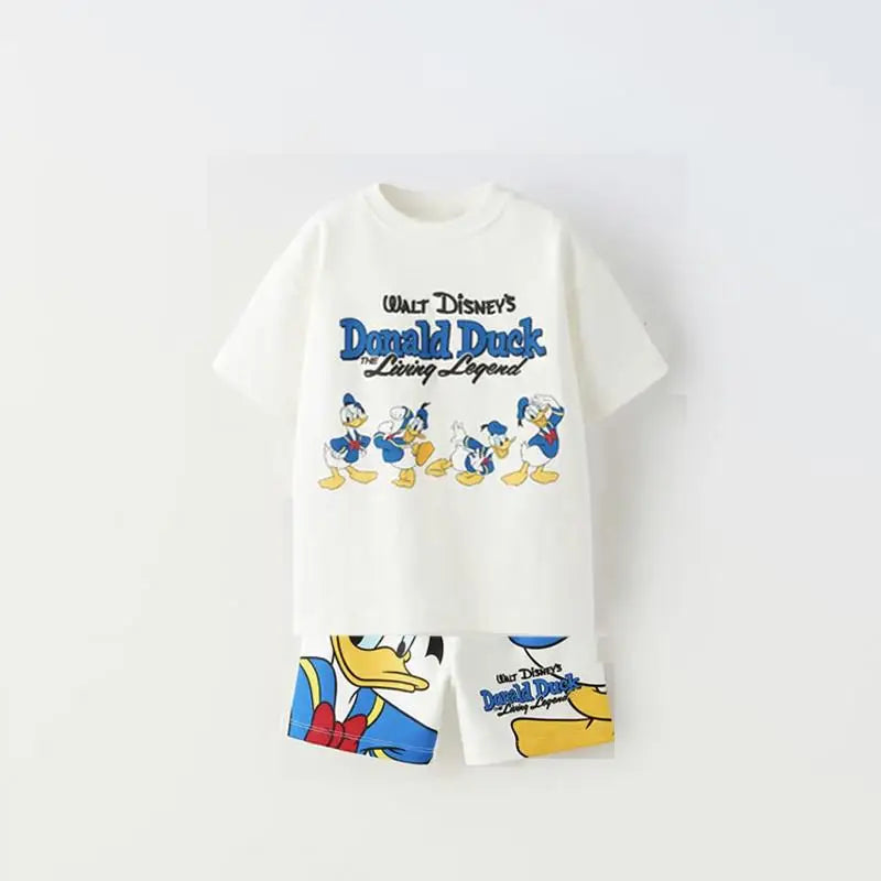2025 Conjunto de roupas de verão Disney para crianças Conjunto de roupas infantis Roupas esportivas para camiseta de manga curta Suiit Kid Boy Outfit Wear