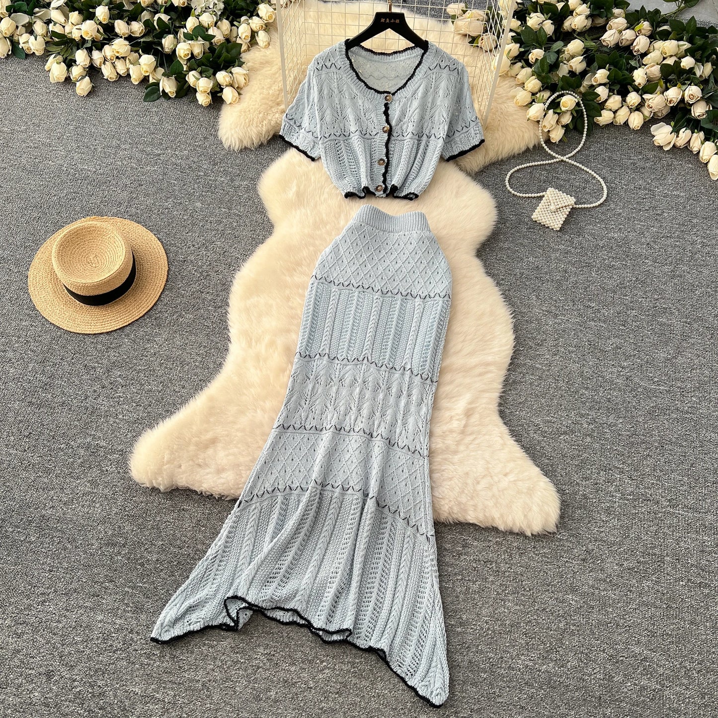 SINGREINY Verão Suave Ternos de Tricô Mulheres Botão Design Manga Curta O Pescoço Tops + Bodycon Saia Gancho Flor Oco 2pcs Set