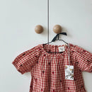 2024 Verão Floess Roupas Infantis Bebê Meninas Vestido de Algodão Xadrez Morango Manga Curta Camisetas Shorts Ternos Roupas Infantis