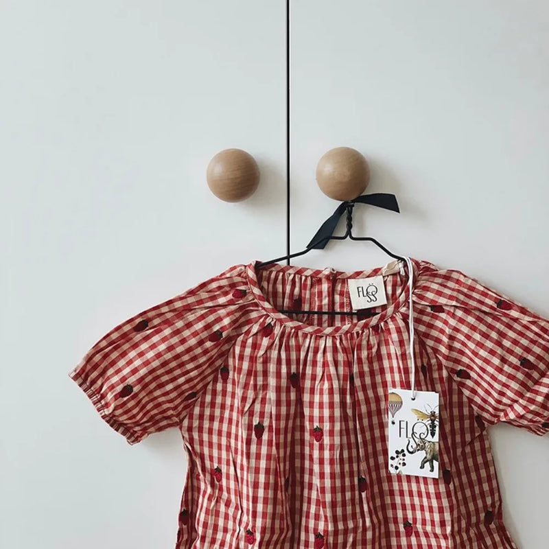 2024 Verão Floess Roupas Infantis Bebê Meninas Vestido de Algodão Xadrez Morango Manga Curta Camisetas Shorts Ternos Roupas Infantis