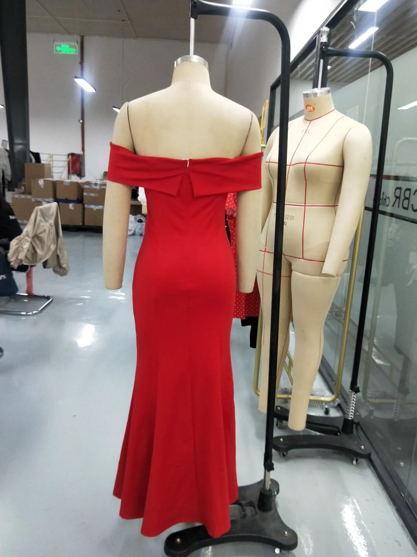 Mulheres Vestido de Noite 2024 Primavera/Verão Mais Recente Inteligente Côr Sólida Vermelho Temperação Um Ombro Festa Apertado Saia Longa
