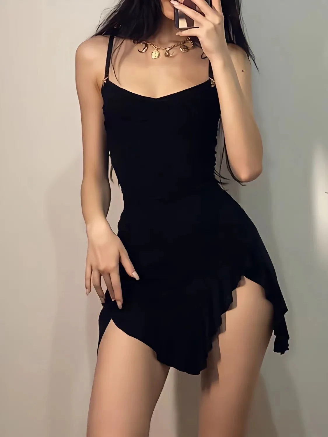 Roupas Femininas novas Vestidos de estilo americano menina picante retrô preto nicho floral fenda vestido popular quadril abraçando vestido de saia curta