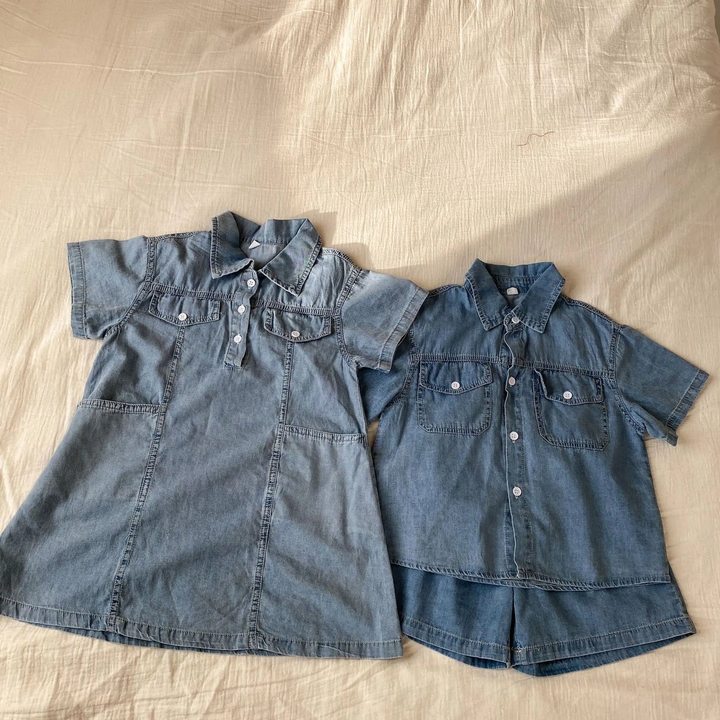 Roupas infantis 2025 verão novo terno jeans para menino ou vestido de menina casual roupas para irmão e irmã