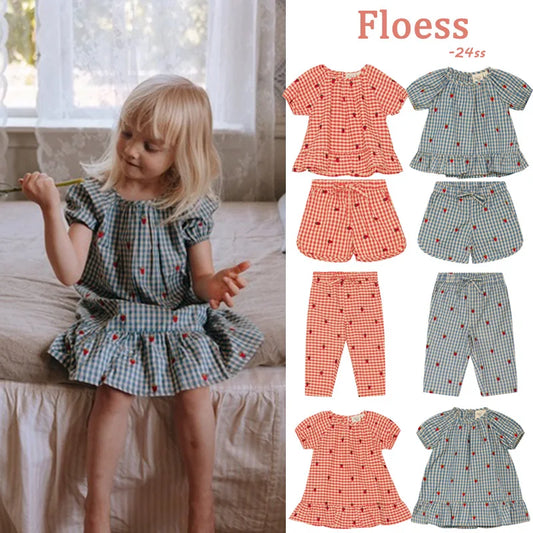 2024 Verão Floess Roupas Infantis Bebê Meninas Vestido de Algodão Xadrez Morango Manga Curta Camisetas Shorts Ternos Roupas Infantis