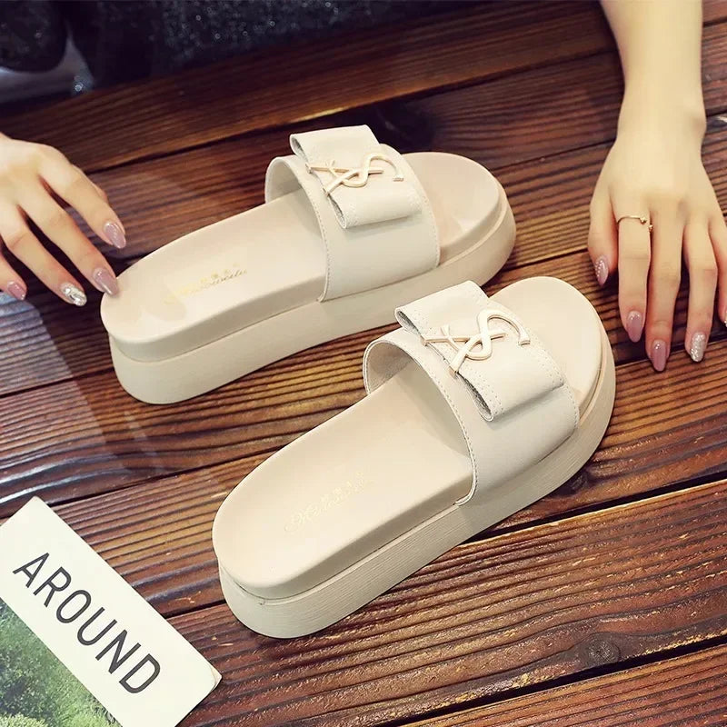 Chinelos Sapatos de Verão Mulheres Plataforma Design Slides Letras Da Moda Senhoras Sapatos Chinelo Casual Fora Antiderrapante Chinelos Sandálias