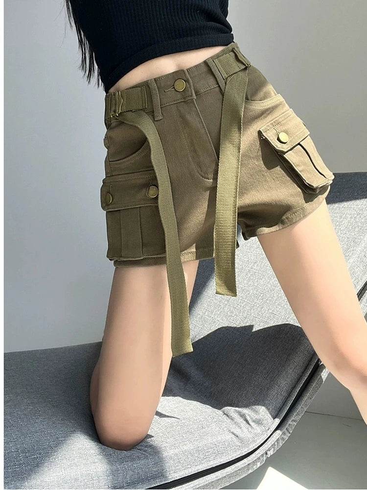 Shorts jeans de bolso grande para mulheres elásticas finas 2024 novas calças cargo curtas de cintura alta primavera/verão para meninas legais calças jeans quentes